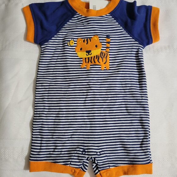 Gymboree Little Roar NWT 0-3 month Romper. Mixed Bin Z31 - Picture 1 of 2